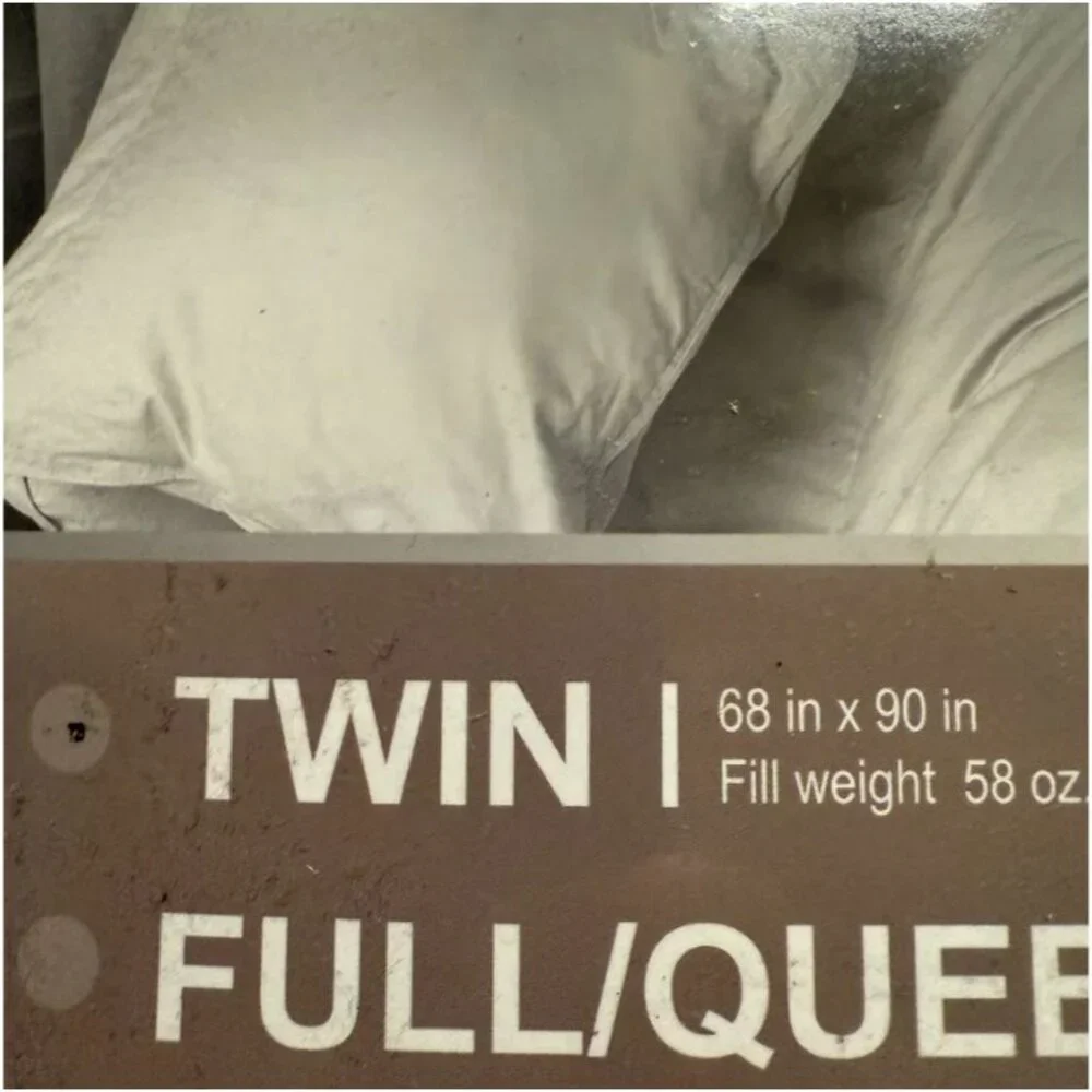 Blue Ridge 1000 Thread Count Cotton Down Alternative Twin Comforter